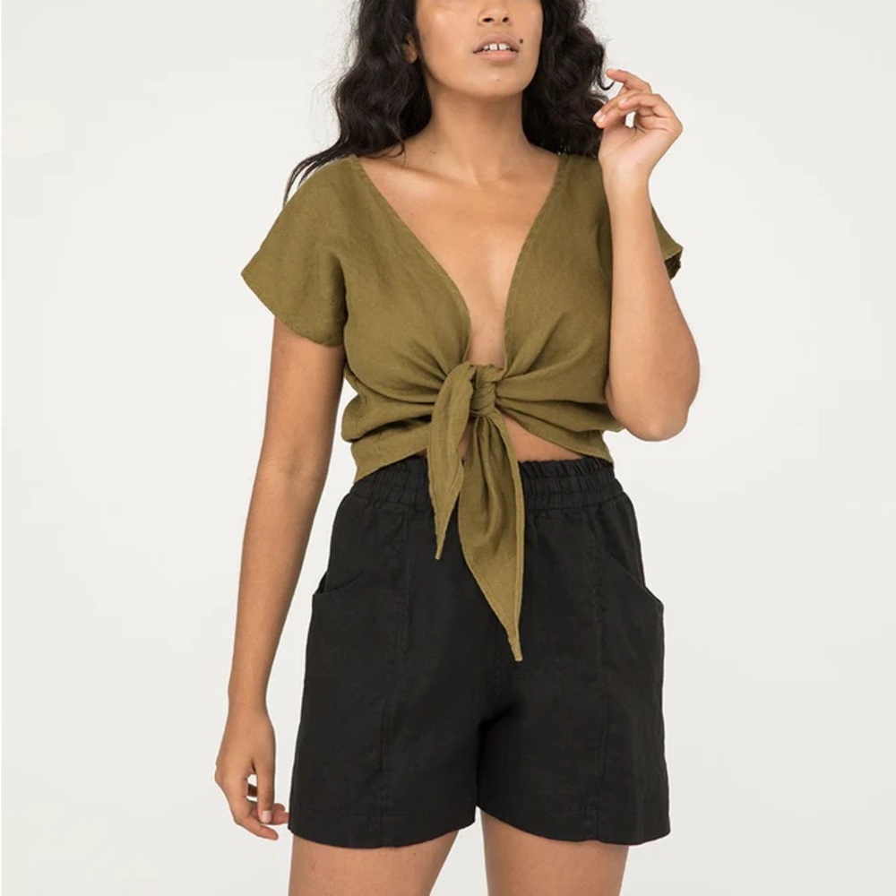 ISO Elizabeth Suzann Linen Clyde Work  Shorts